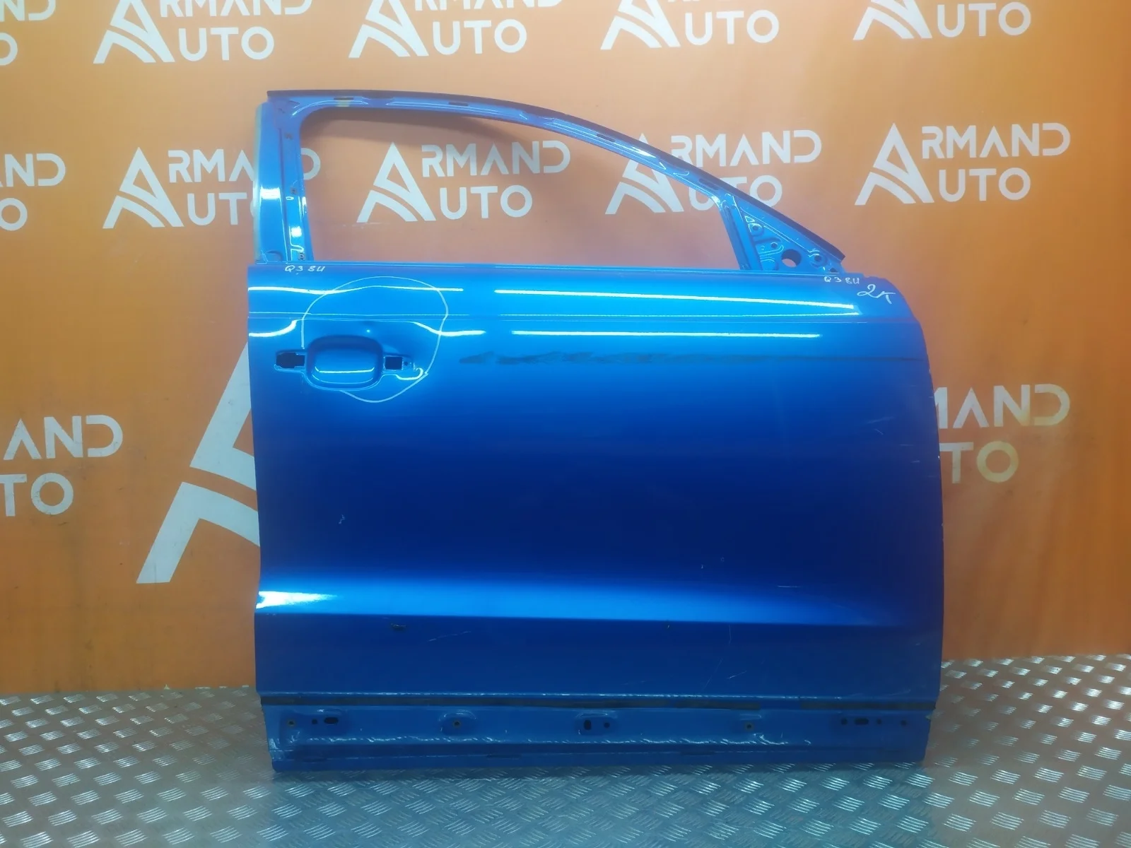Дверь Audi Q3 2011-2018 8U0831052C 1 8U, передняя правая
