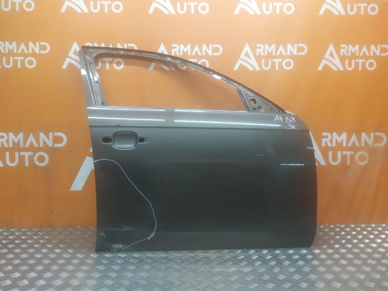 Дверь Audi A4 2007-2015 8K0831052J 4 B8, передняя правая