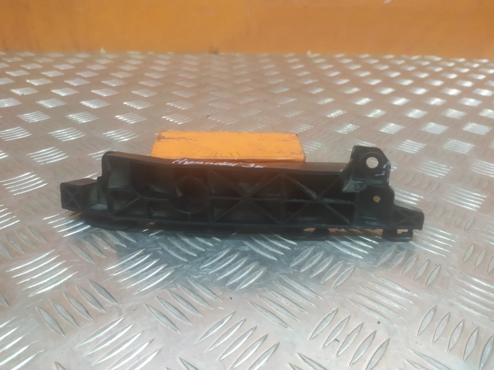 Кронштейн бампера HYUNDAI IX35 2010-2015 865132Y000 1, передний левый