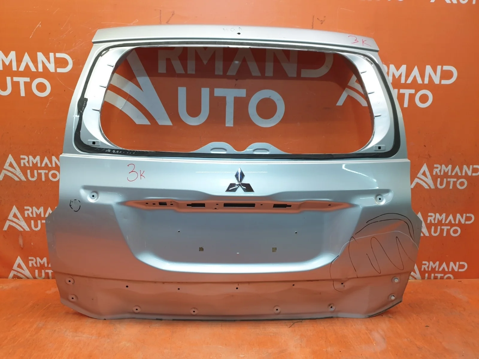 Дверь багажника Mitsubishi Pajero Sport 2015-2021 5801B685 3