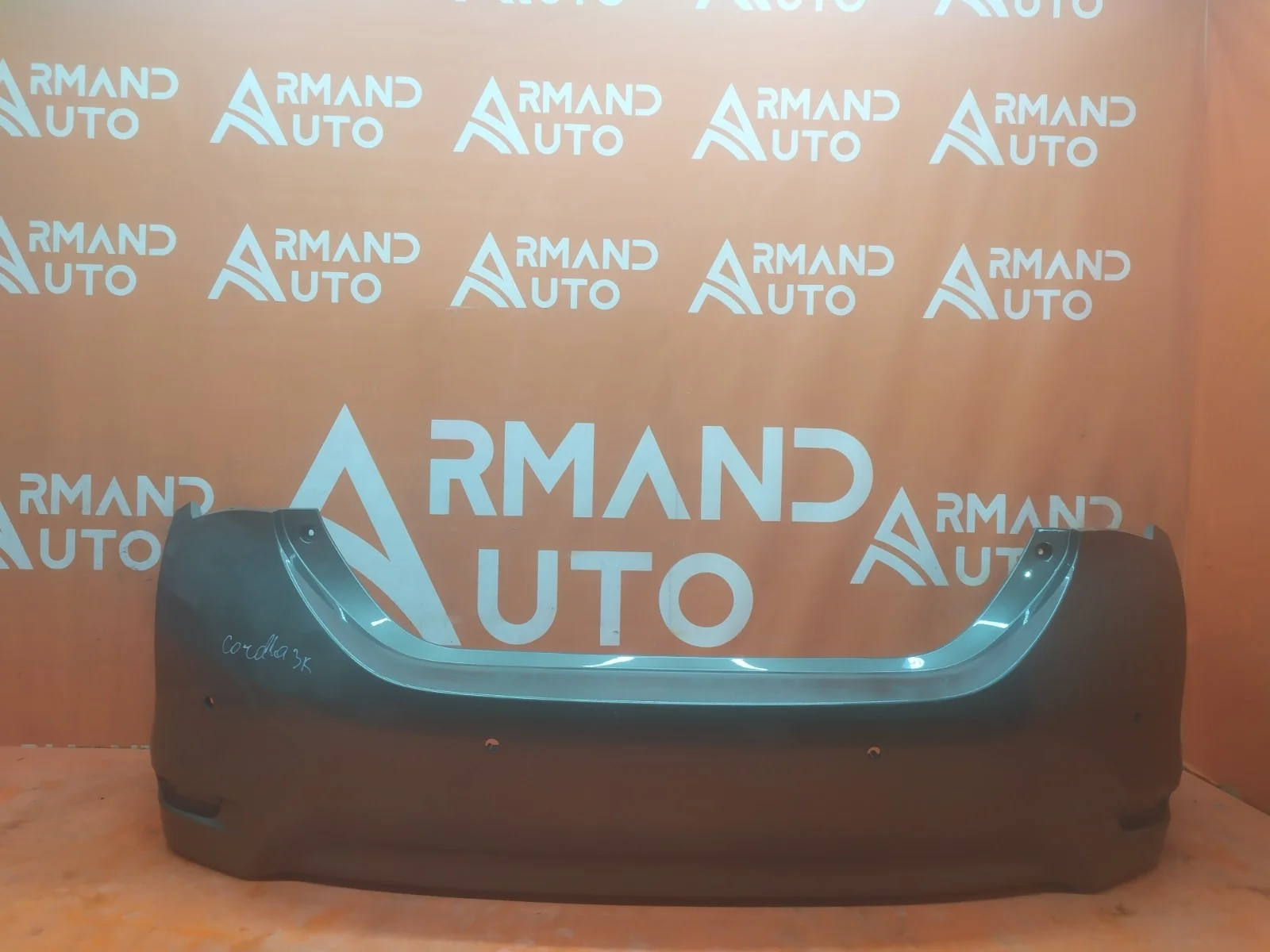 Бампер Toyota Corolla 2012-2019 5215902999 11 E160 E170 E180, задний