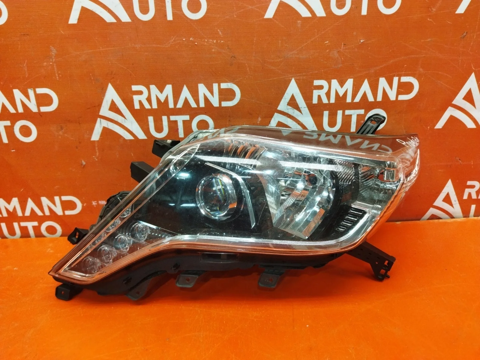 Фара Toyota Land Cruiser Prado 2013-2017 8118560J20 150, левая