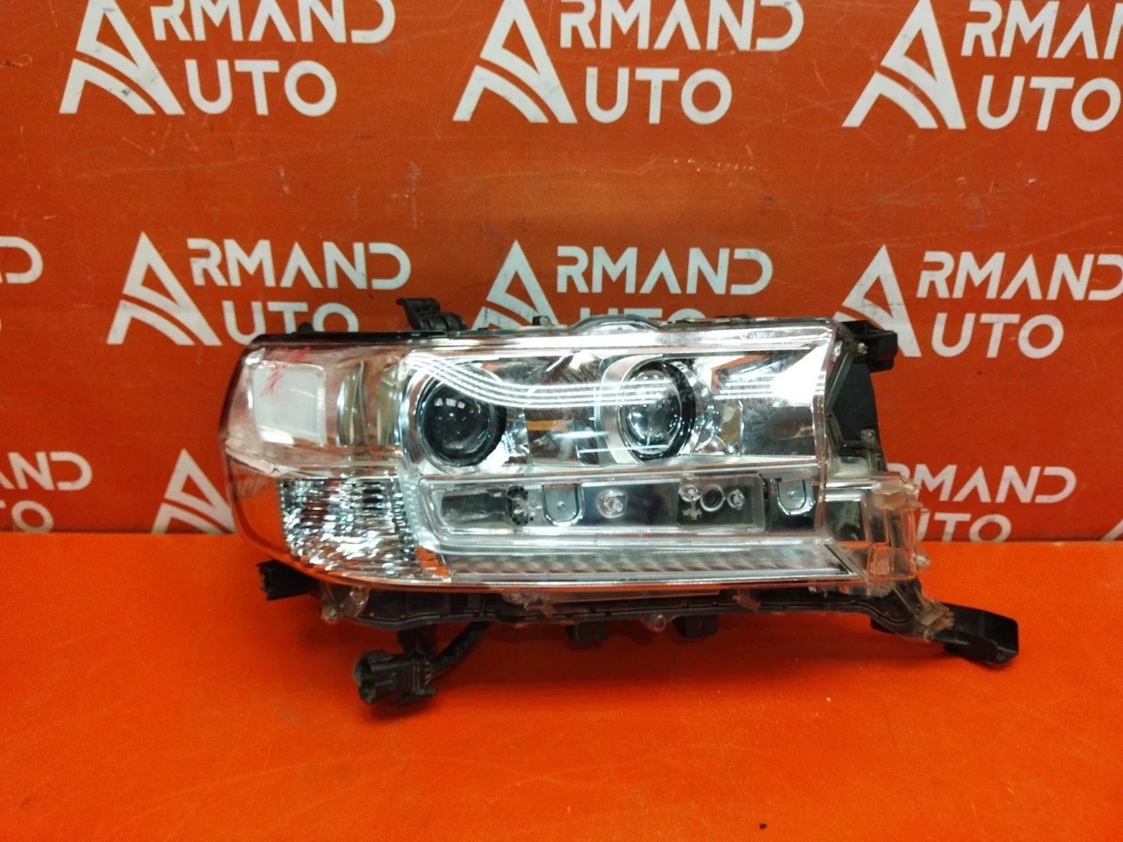 Фара Toyota LAND CRUISER 2015-2021 8110560K12 200, правая