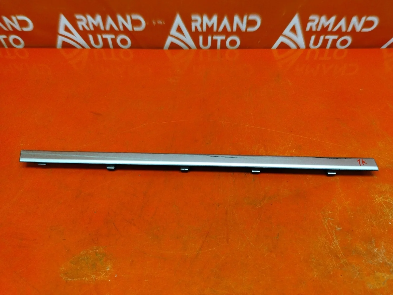Накладка молдинга двери Land Rover Range Rover 2012-2022 LR038857 4 L405, задняя правая