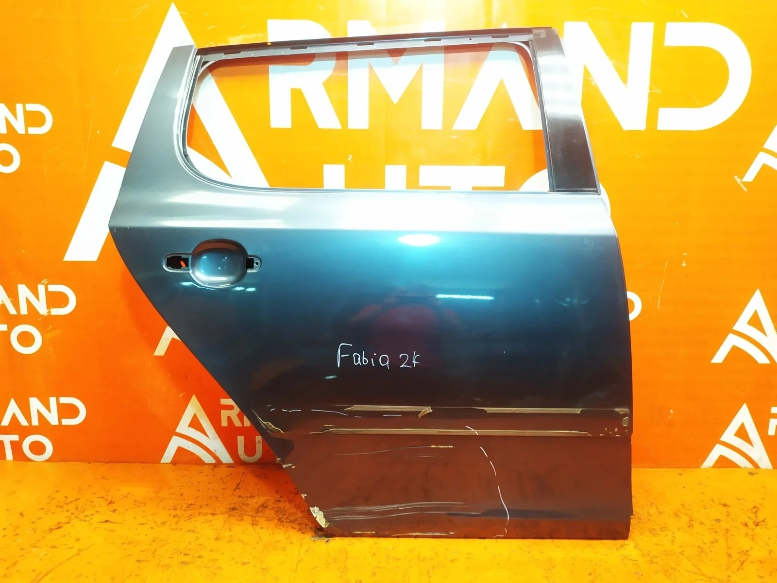 Дверь Skoda Fabia 2007-2014 5J6833056 2 5J, задняя правая