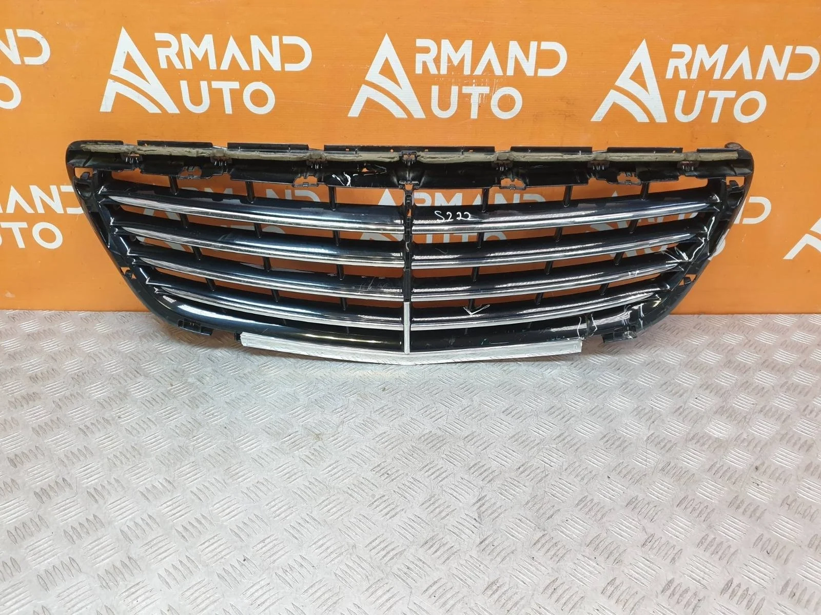Решетка радиатора Mercedes S-Class 2013-2017 A22288003029040 W222
