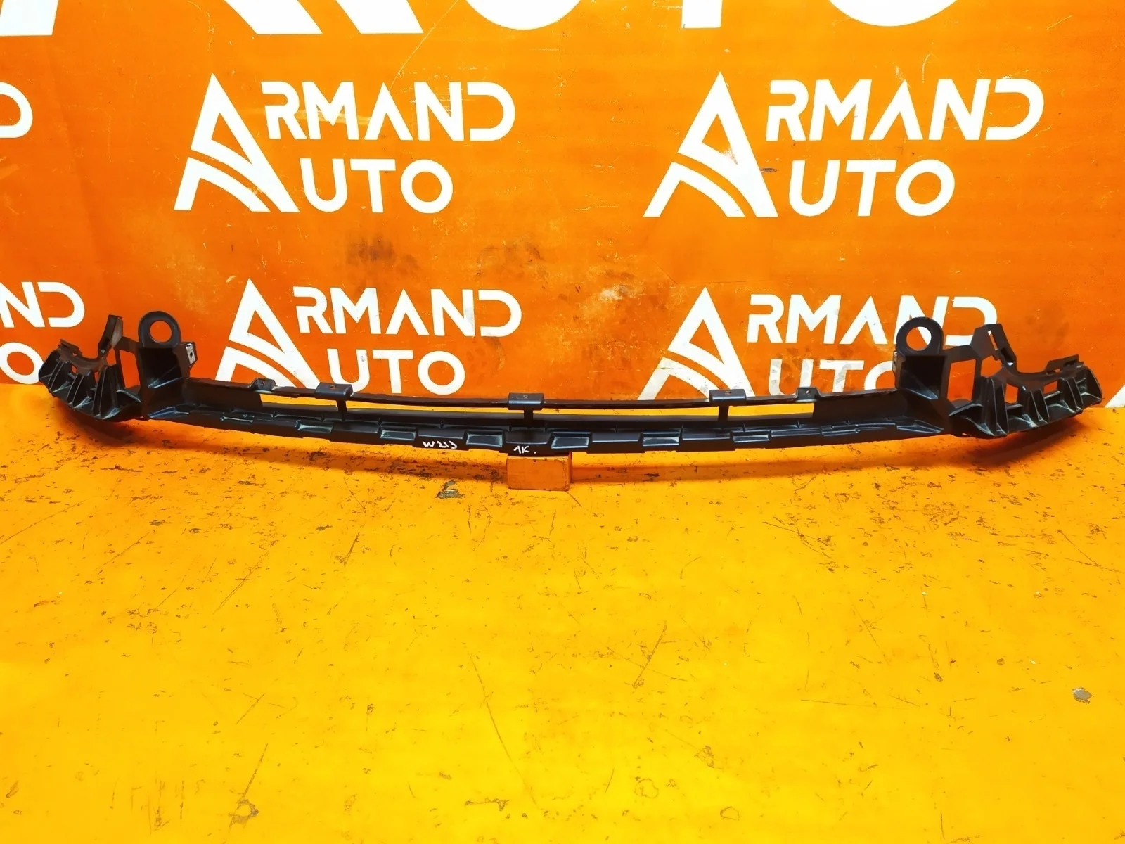 Кронштейн бампера Mercedes E-Class 2016-2020 A2138852500 W213, передний