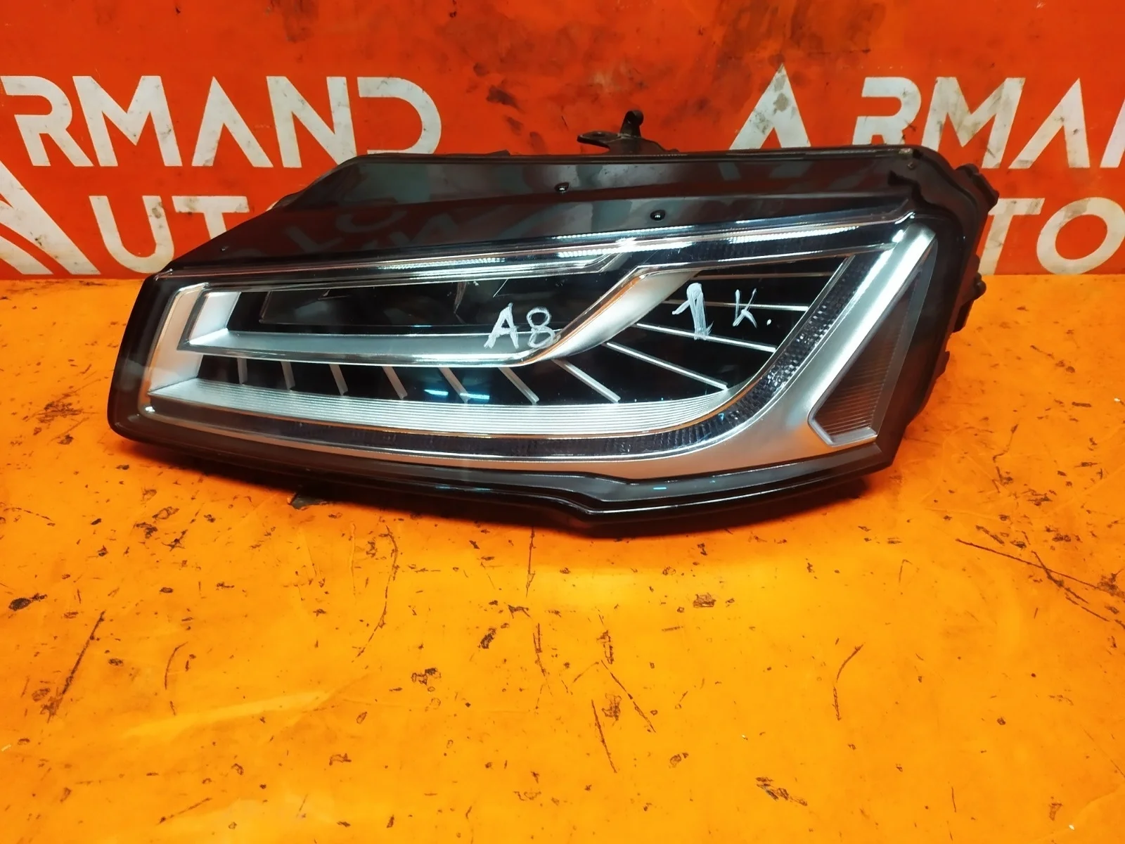 Фара Audi A8 2013-2017 4H0941773B 3 D4, левая