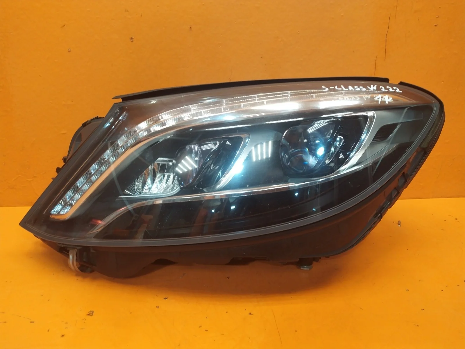 Фара Mercedes S-Class 2013-2017 A2229062304 W222, левая