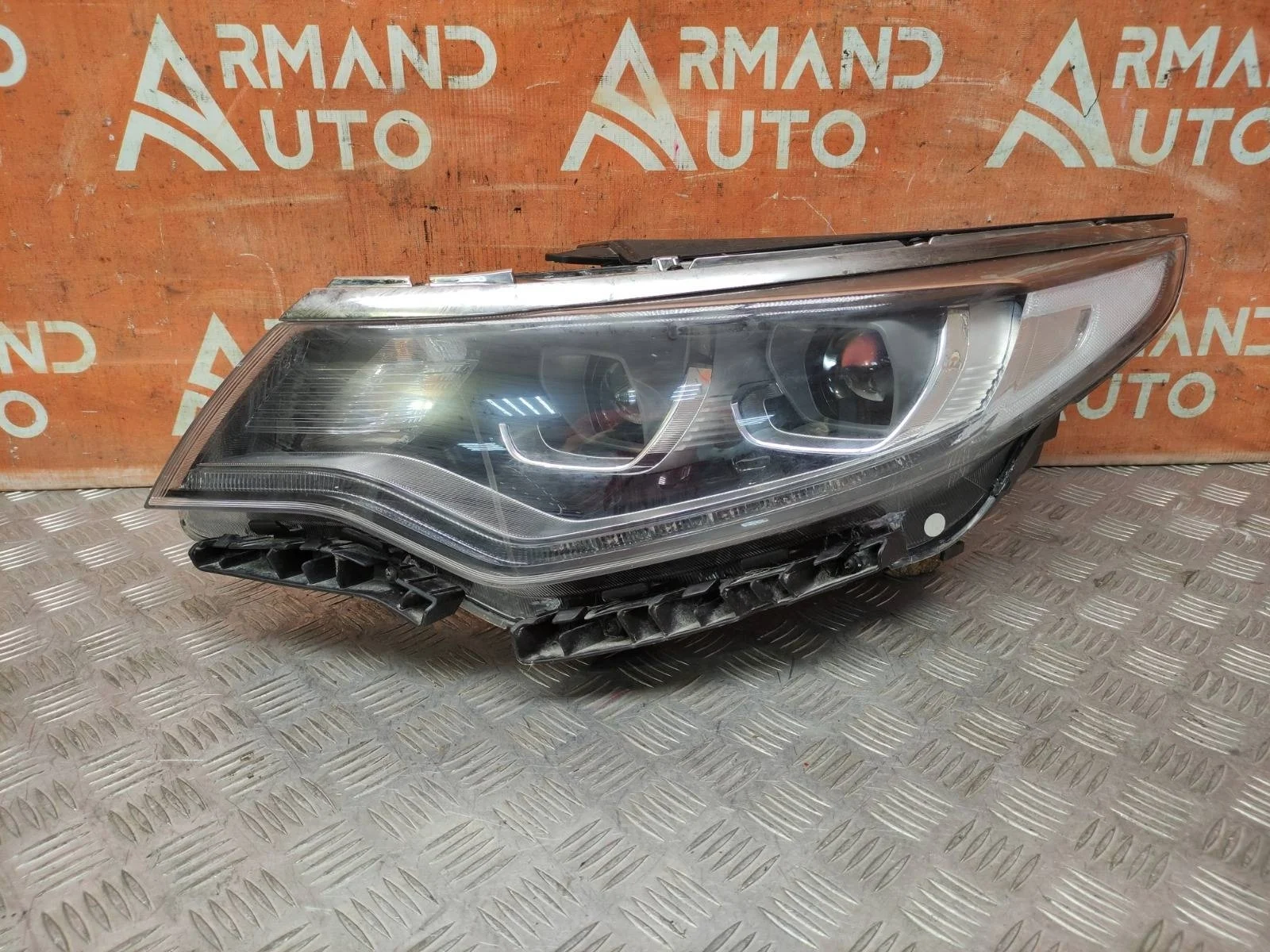 Фара Kia Optima 2015-2020 92101D4350 4 JF, левая