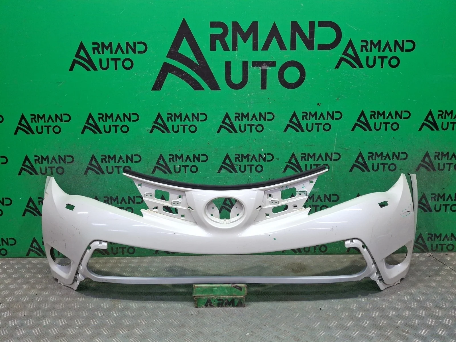 Бампер Toyota RAV4 2012-2015 521194A905 4 CA40, передний