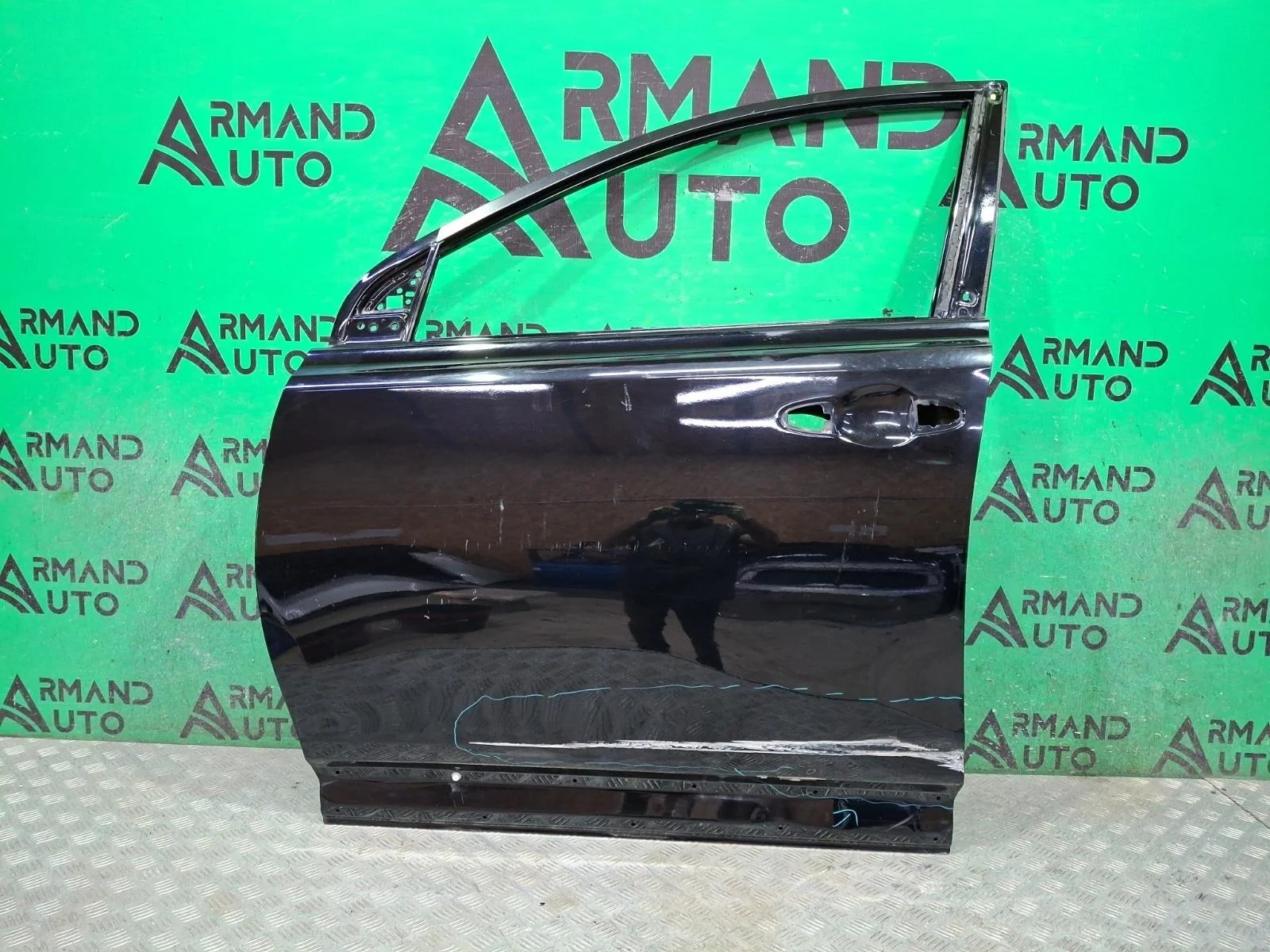 Дверь Toyota RAV4 2012-2019 670020R100 4 CA40, передняя левая