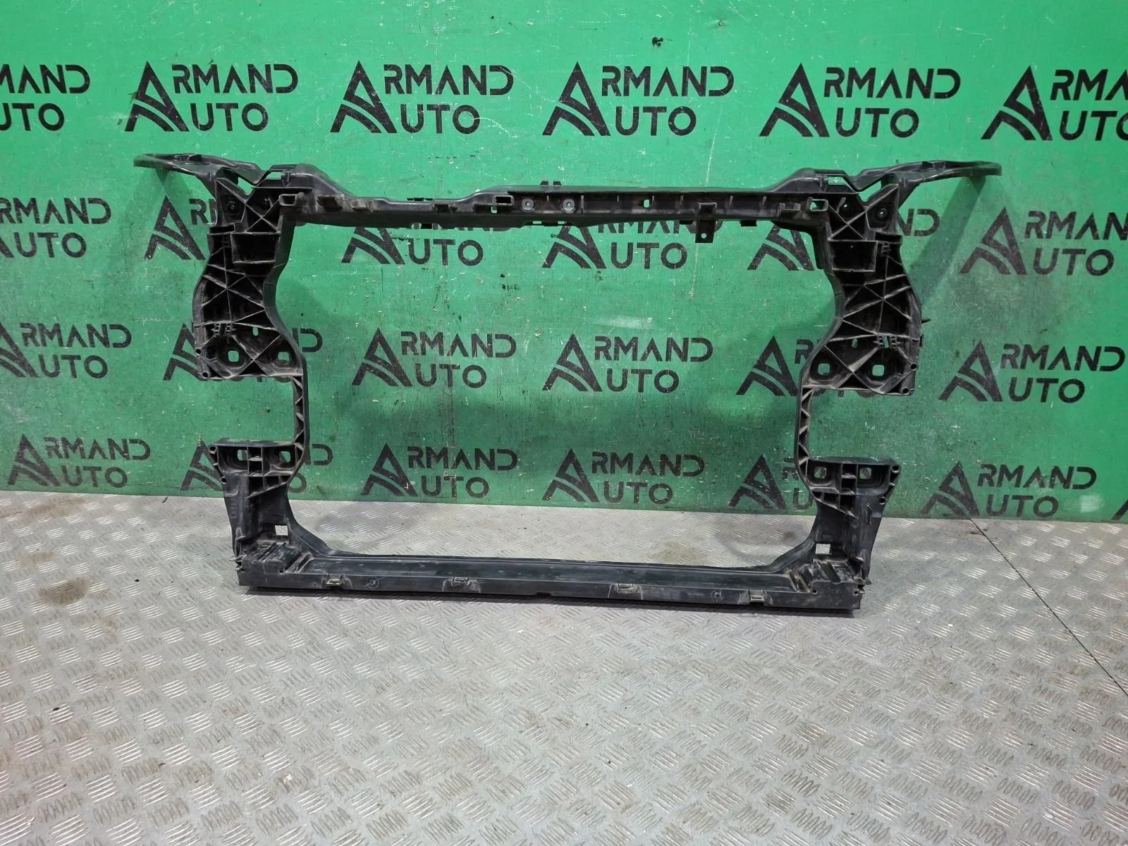 Панель передняя (суппорт радиатора) Audi Q5 2017-нв 80A805594B 2 FY