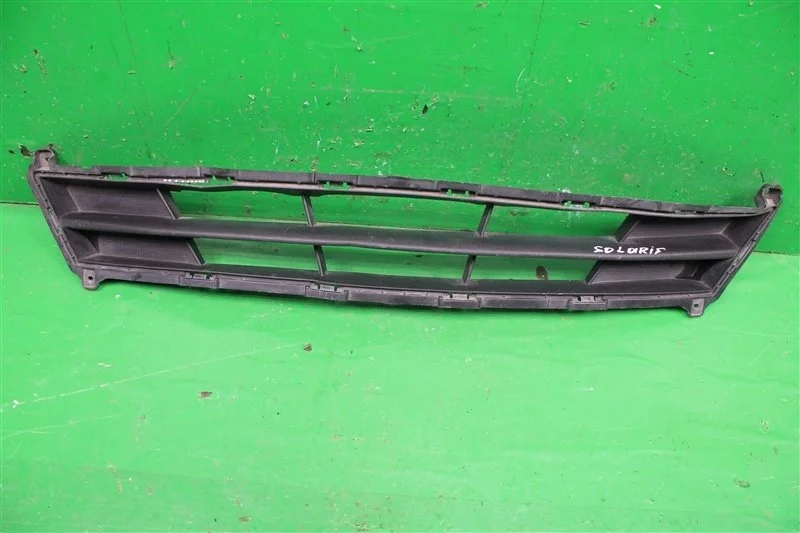 Решетка бампера HYUNDAI SOLARIS 2014-2017 865614L500 1, передняя