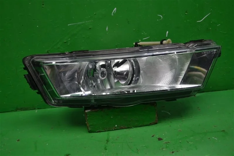 ПТФ SKODA RAPID 2014-2017 5JA941702 1, правый