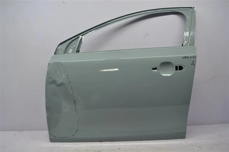 Дверь VOLVO V40 2012-2020 31662584 2, передняя левая