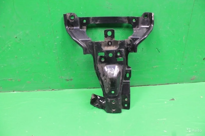 Кронштейн замка капота NISSAN X-TRAIL 2007-2015 62550JG00B 2 T31