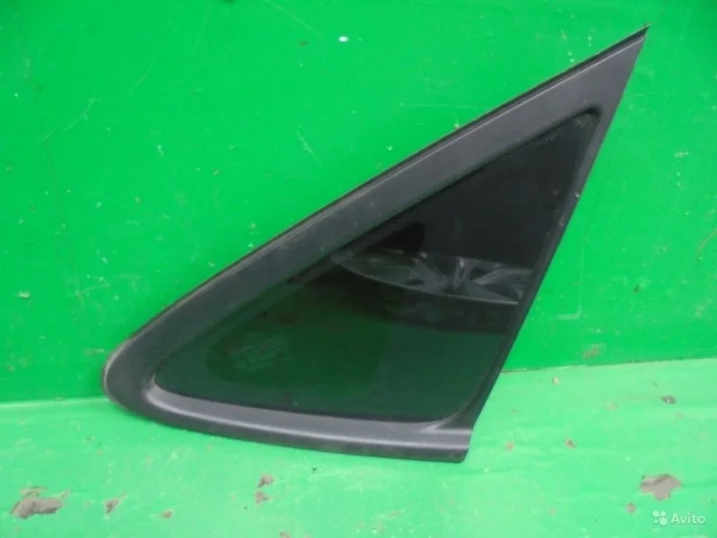 Стекло глухое Hyundai IX35 2010-2015 878202S000 1, заднее правое