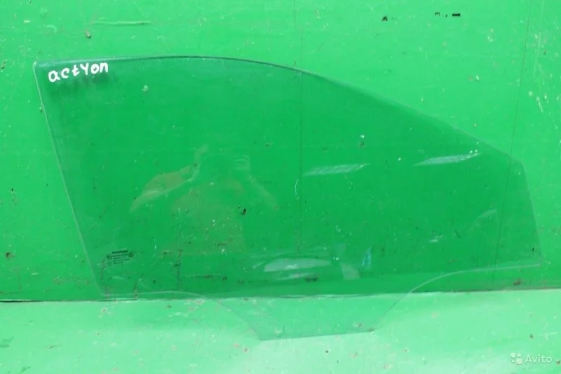 Стекло двери SsangYong ACTYON 2010-2019 7238634011 2, переднее правое