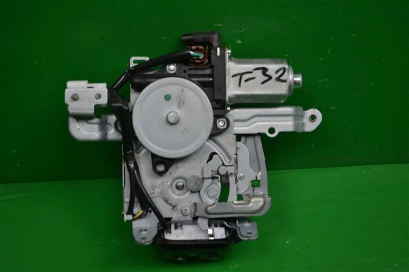 Замок двери багажника NISSAN X-TRAIL 2013-2022 905001AA0B 3 T32