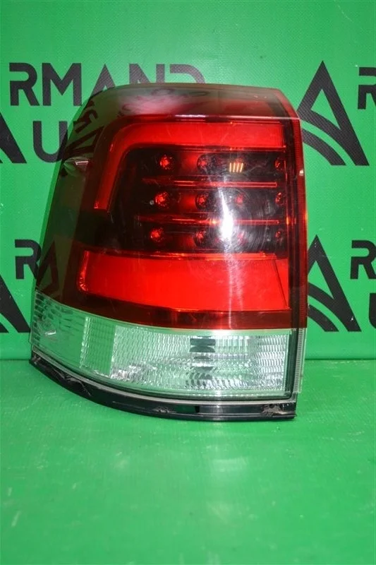 Фонарь внешний TOYOTA LAND CRUISER 2015-2021 8156160B80 200, левый