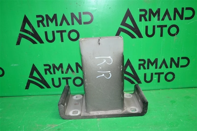Кронштейн усилителя бампера LAND ROVER Range Rover 2012-2022 LR128131 4 L405, передний правый
