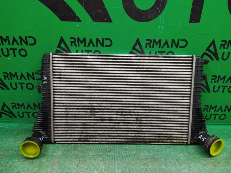 Интеркулер SKODA OCTAVIA 2004-2013 1K0145803CD 2 A5 (1Z)