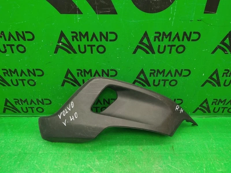 Окантовка птф VOLVO V40 Cross Country 2012-2019 31353342 1, правая