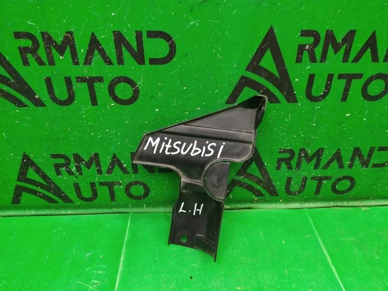 Кронштейн решетки радиатора нижний MITSUBISHI OUTLANDER 2012-2023 6400F047 3, левый