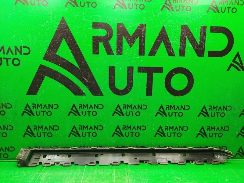 Подножка порога TOYOTA LAND CRUISER 2012-2021 5177960120 200, правая