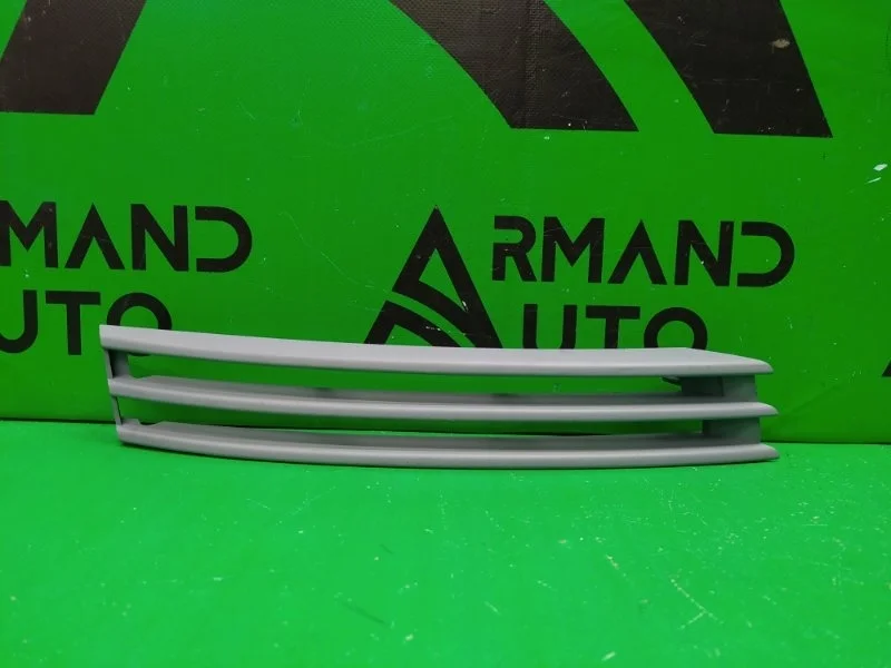 Накладка решетки бампера LAND ROVER Range Rover 2012-2017 LR044732 4 L405, передняя правая