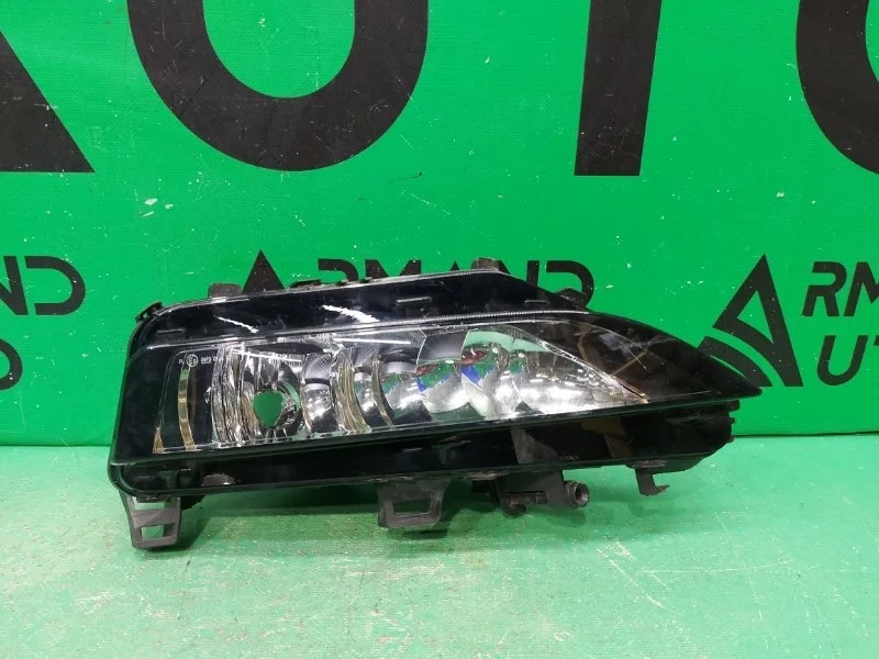 ПТФ SKODA RAPID 2020-2023 60U941700 2, правый