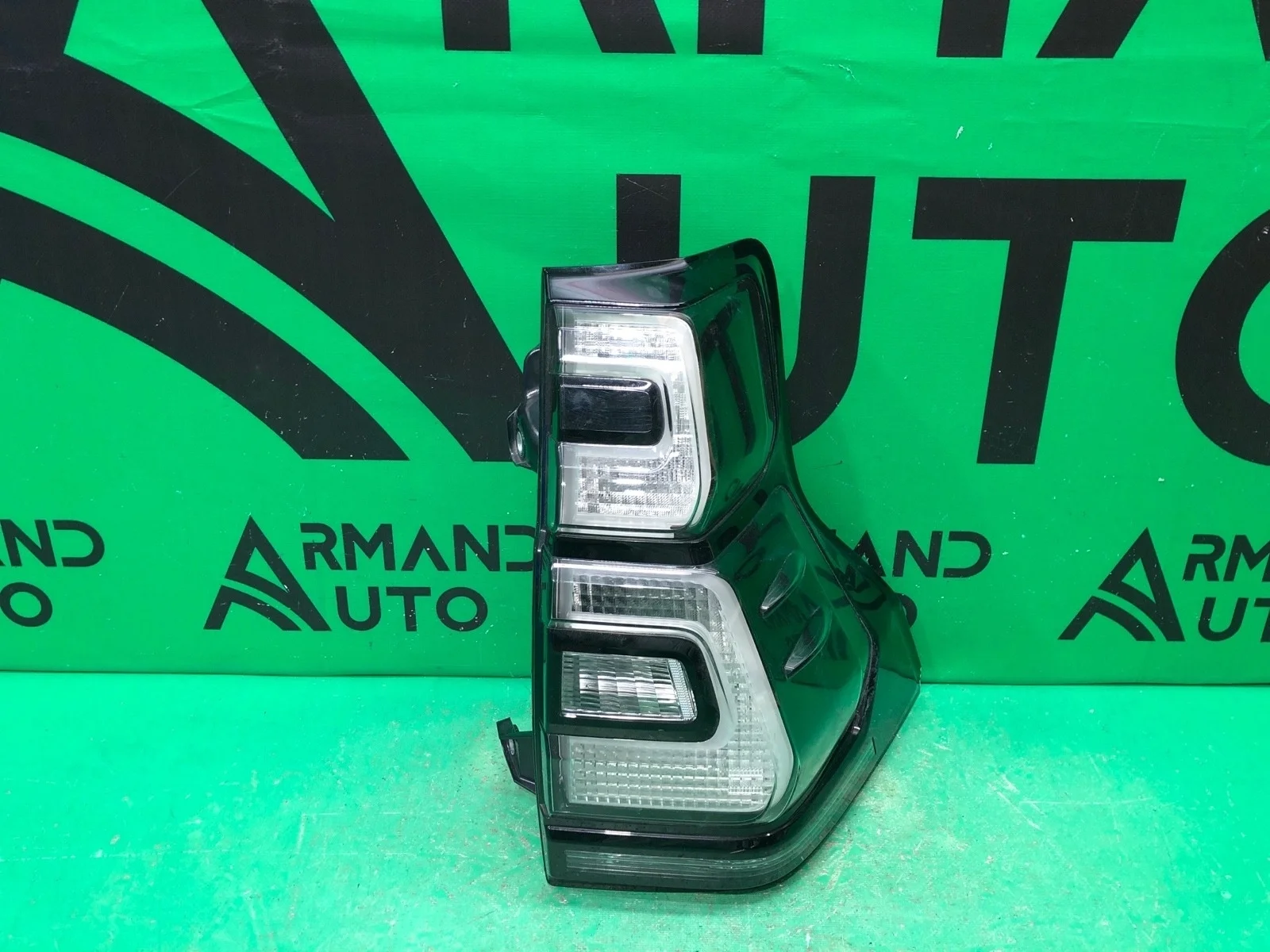 Фонарь TOYOTA LAND CRUISER PRADO 2017-2024 81551WQ010 150, правый