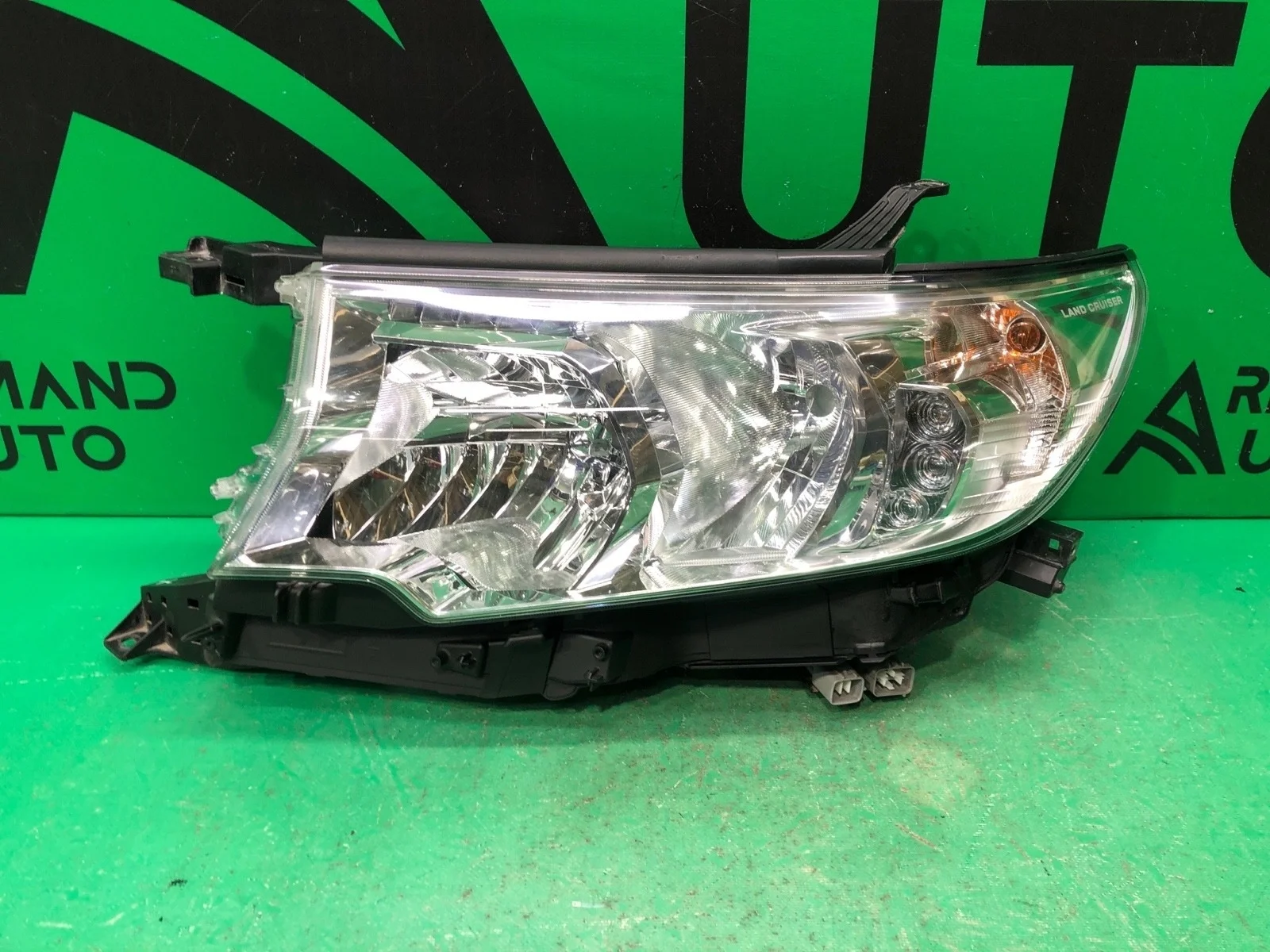 Фара TOYOTA LAND CRUISER PRADO 2017-2024 8117060N10 150, левая