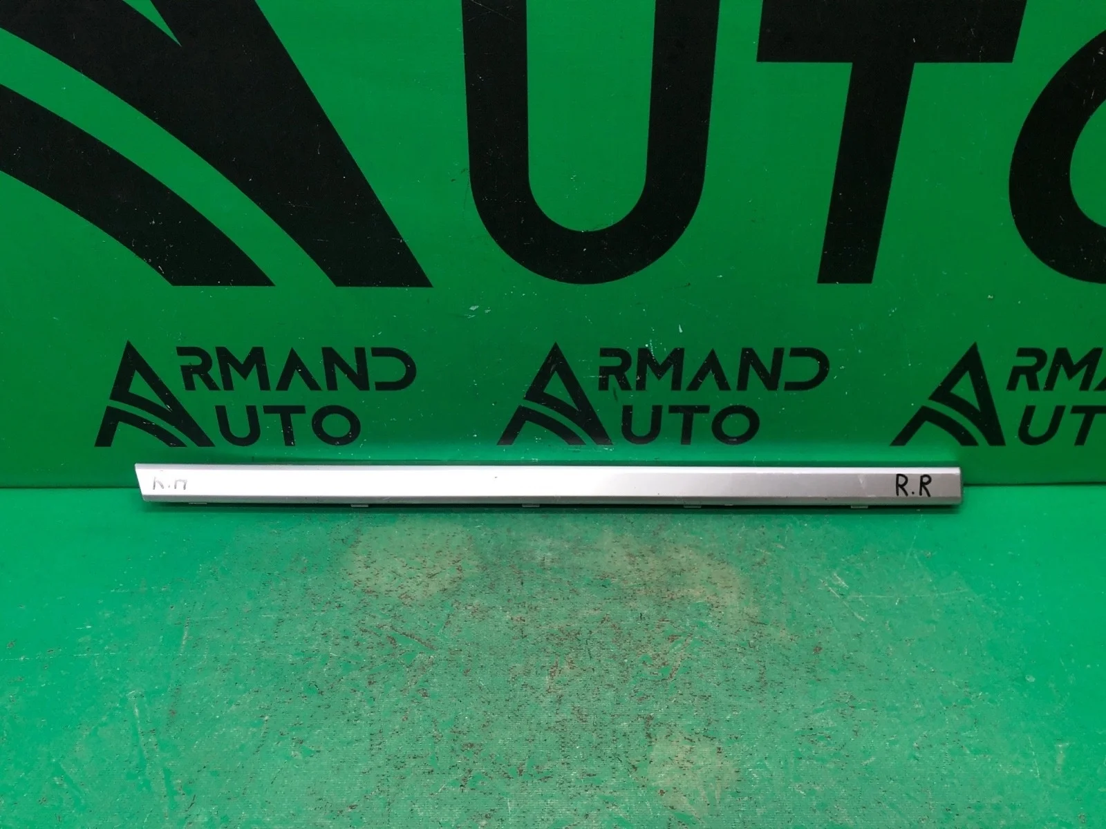 Накладка молдинга двери LAND ROVER Range Rover 2012-2022 LR038857 4 L405, задняя правая