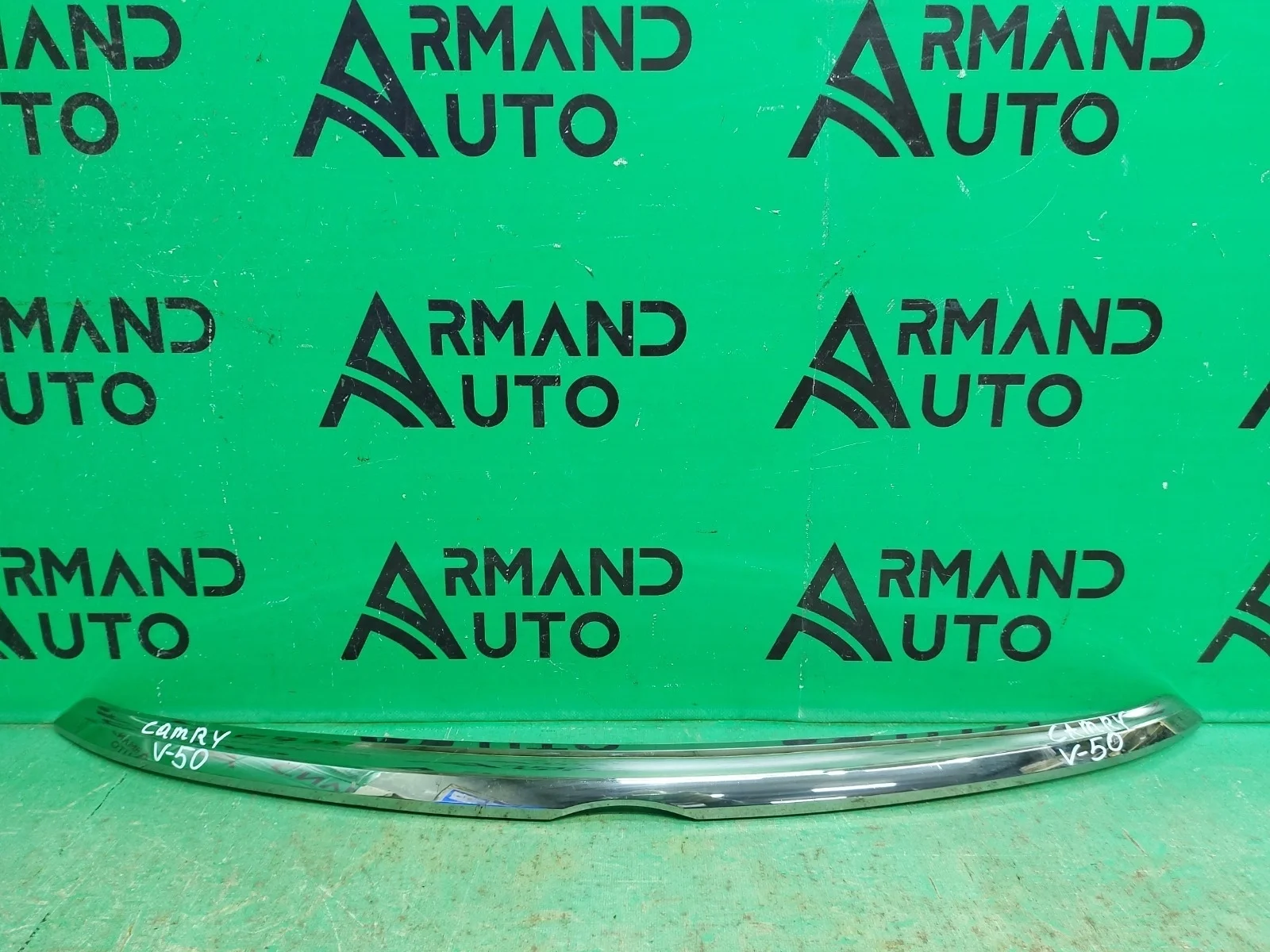 Накладка капота Toyota Camry 2014-2018 7577033040 7 XV50