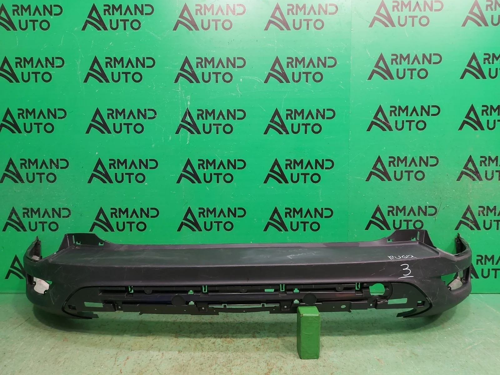 Бампер FORD KUGA 2012-2019 1837225 2 CBS, задний