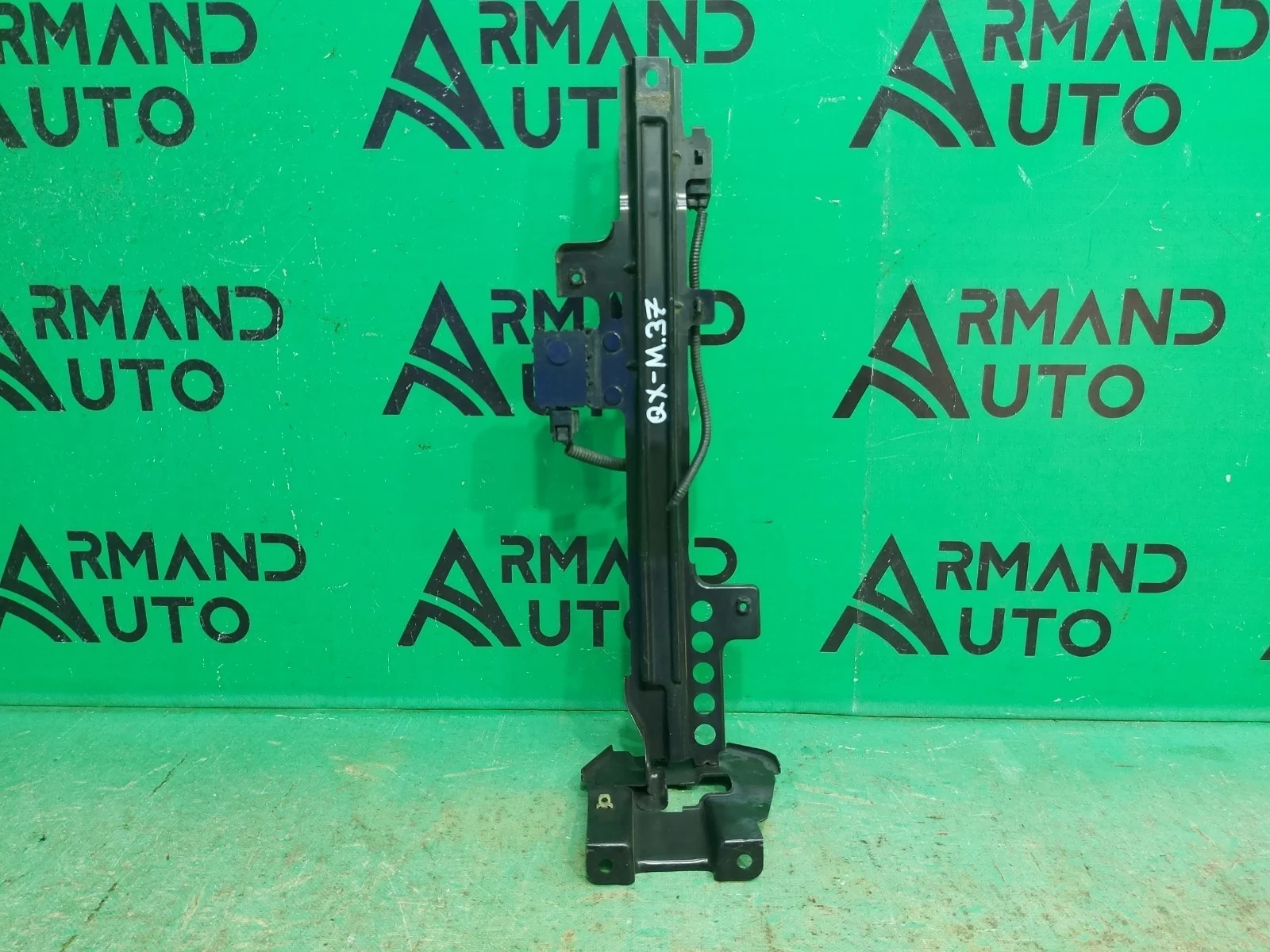 Стойка замка капота INFINITI Q70 2013-2019 625501MA0A 1