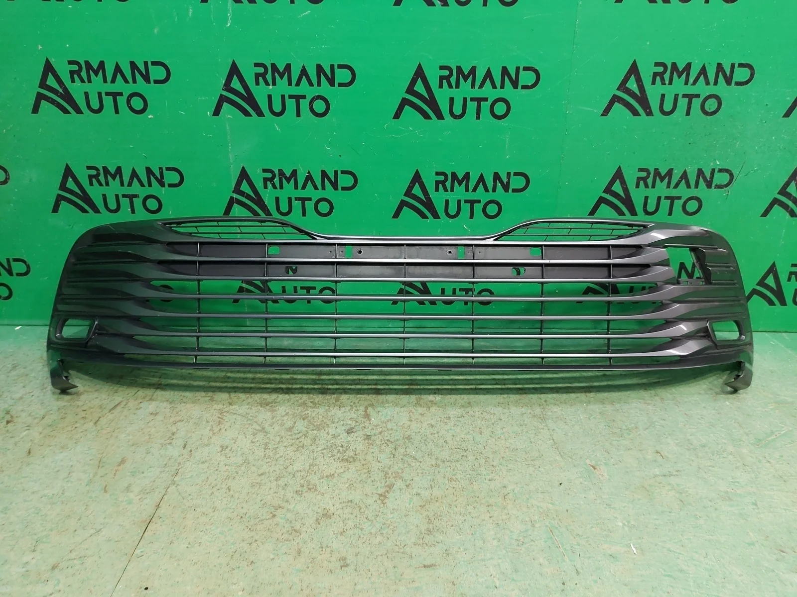 Решетка бампера TOYOTA CAMRY 2017-2021 5310233220 8 XV70, передняя