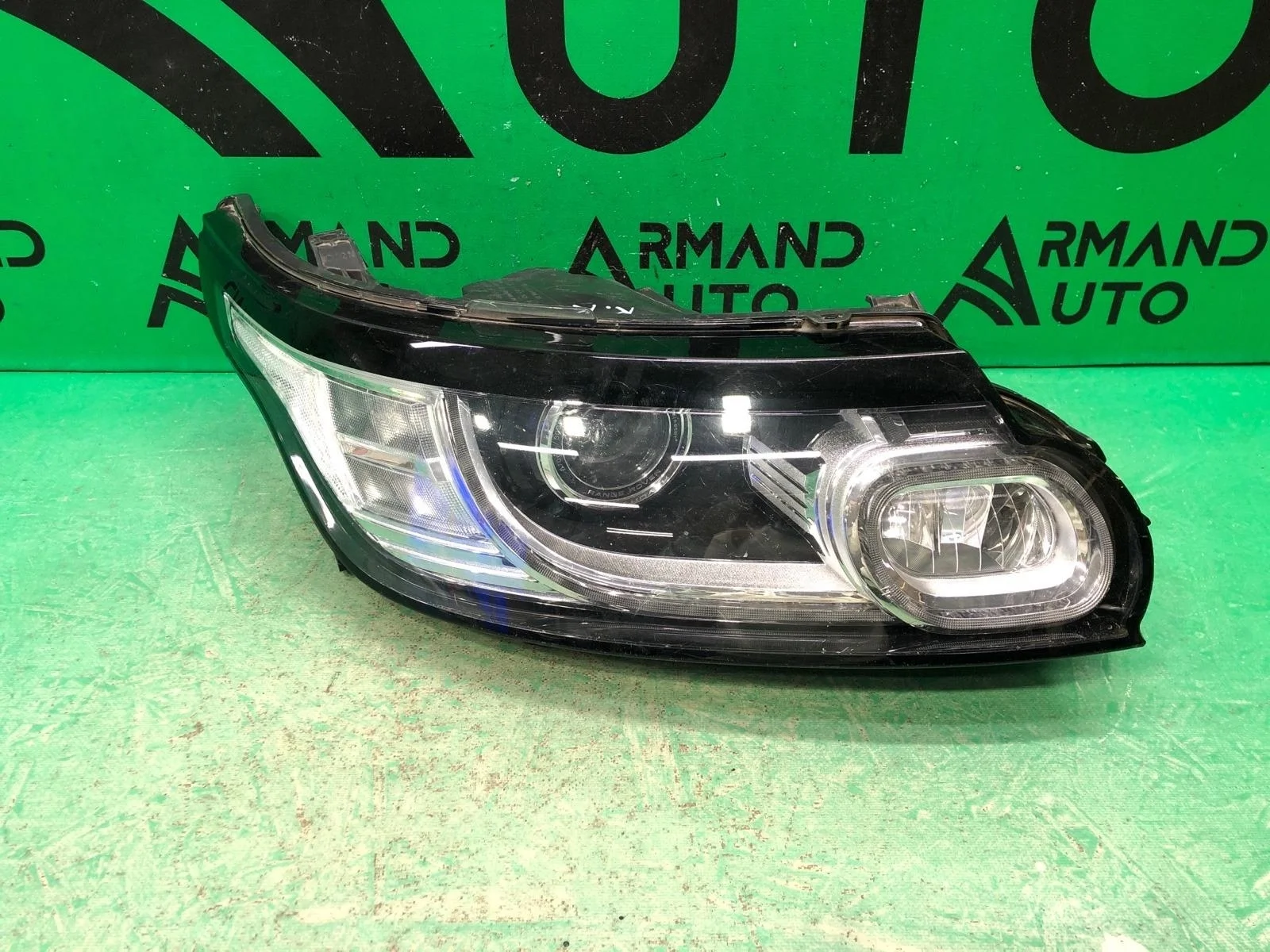 Фара LAND ROVER RANGE ROVER SPORT 2013-2017 LR057267 2 L494, правая