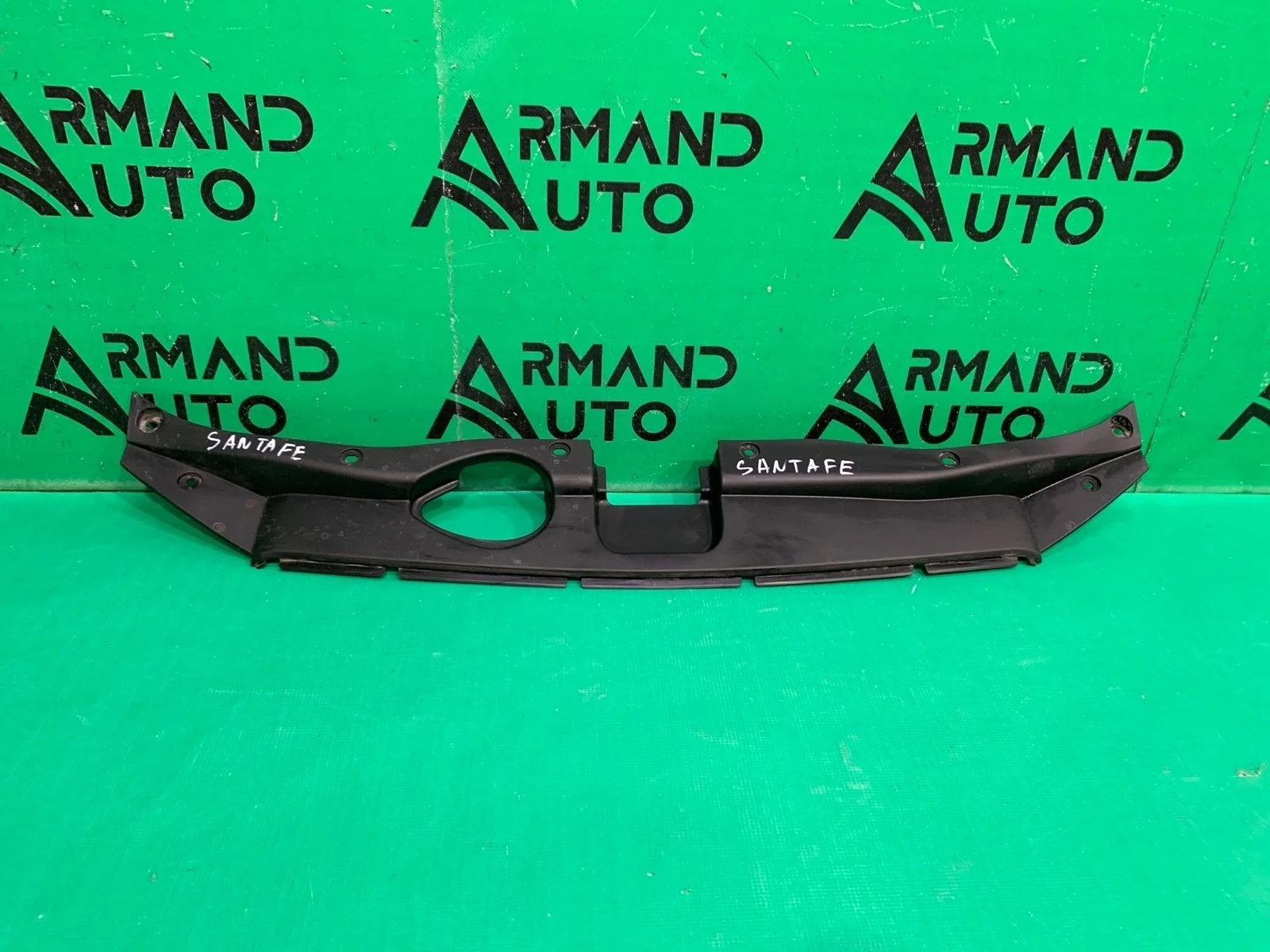 Кожух замка капота HYUNDAI SANTA FE 2005-2012 863532B000 2 CM