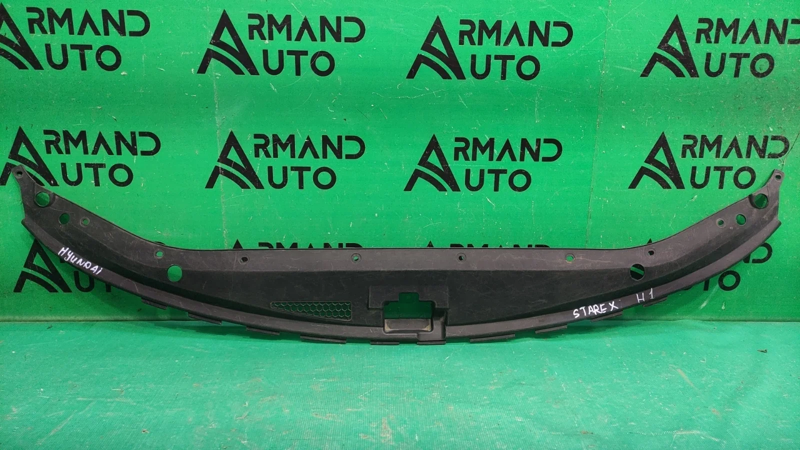 Кожух замка капота HYUNDAI H1 / Grand Starex 2007-2018 865634H000 2