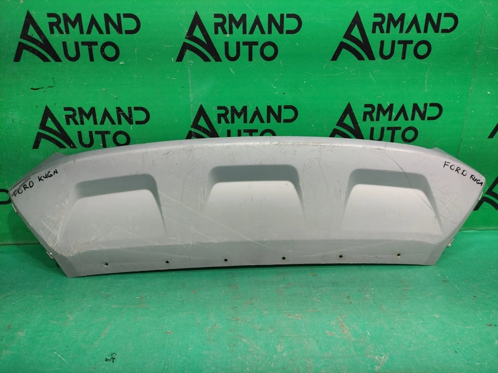 Накладка юбки бампера FORD KUGA 2016-2019 2069206 2 CBS, передняя
