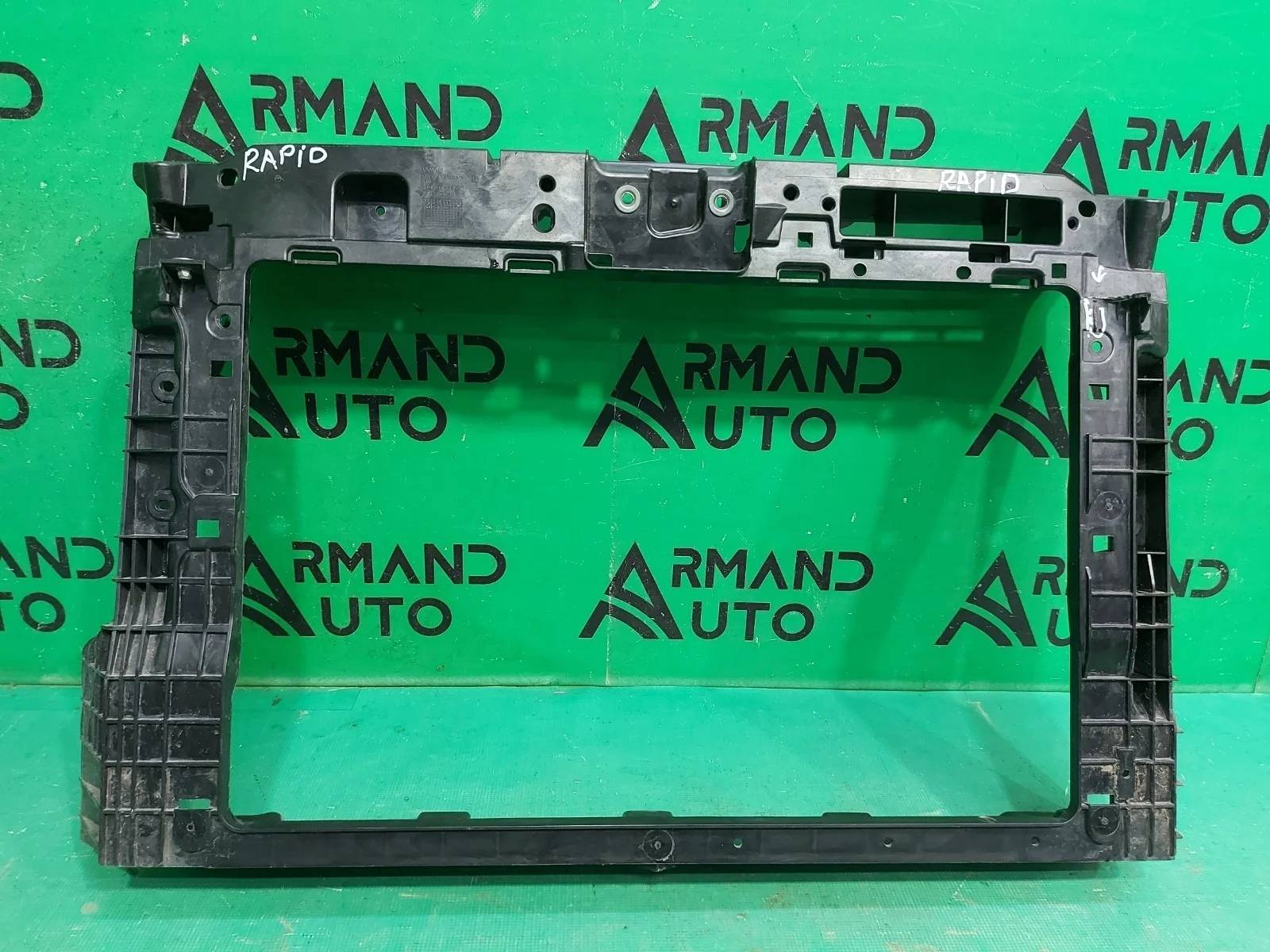 Панель передняя (суппорт радиатора) SKODA RAPID 2020-2023 60U805588E 2