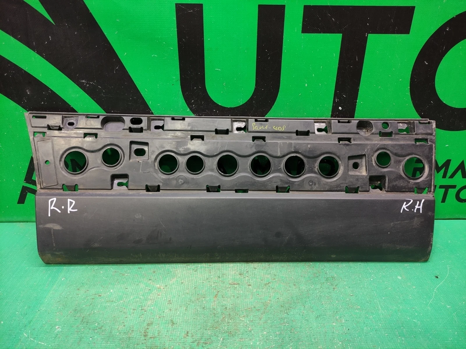 Молдинг двери LAND ROVER Range Rover 2012-2022 LR038855 4 L405, задний правый