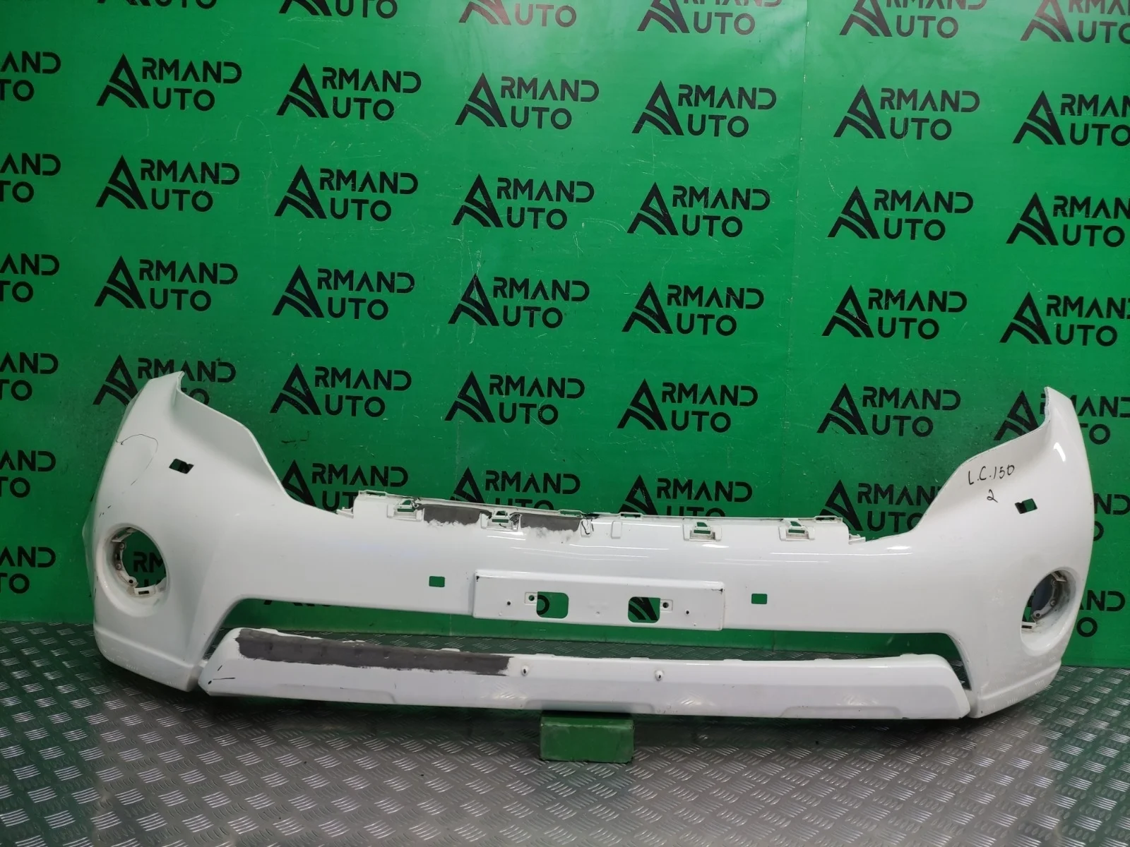 Бампер TOYOTA LAND CRUISER PRADO 2013-2017 521196B925 150, передний