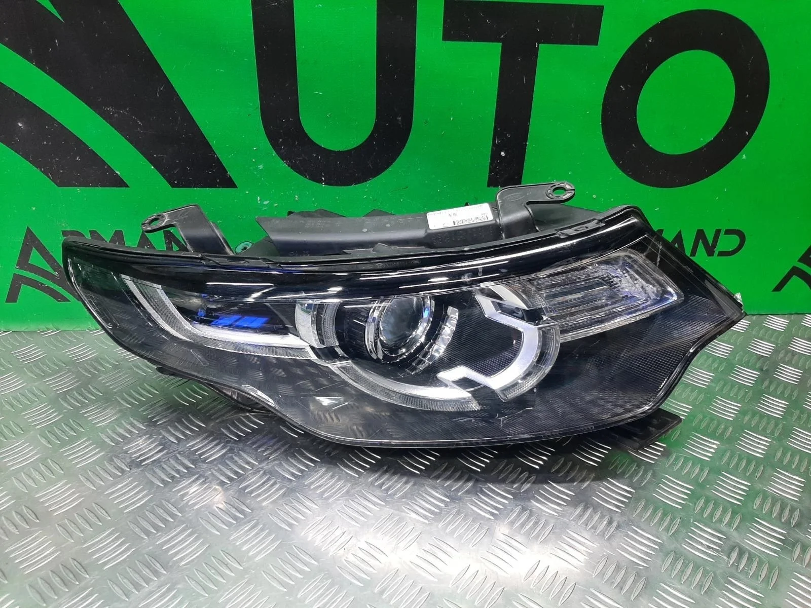 Фара LAND ROVER DISCOVERY SPORT 2014-2019 LR087510 1 L550, правая