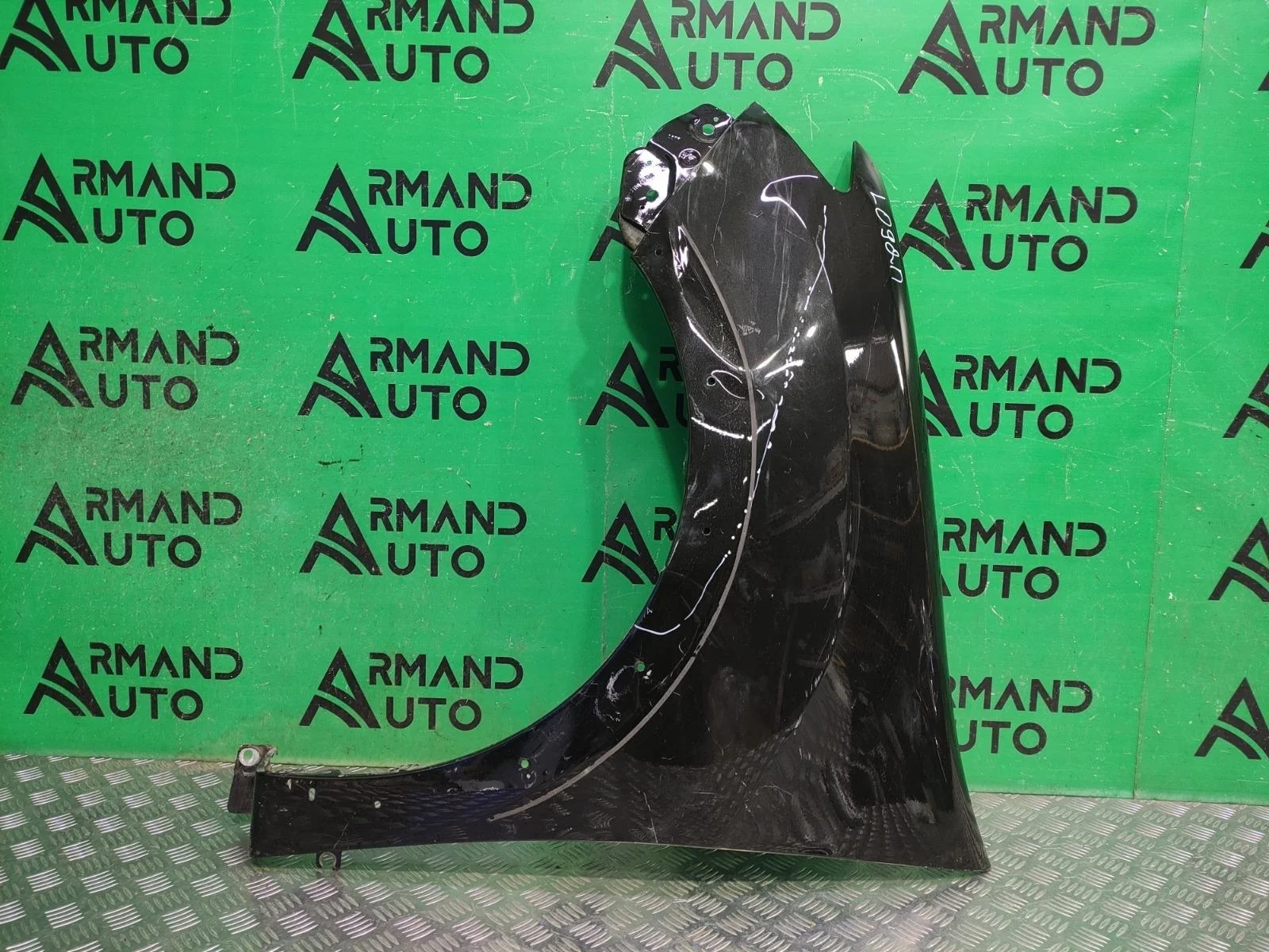 Крыло RENAULT SANDERO 2013-2022 631017145R 2, переднее левое