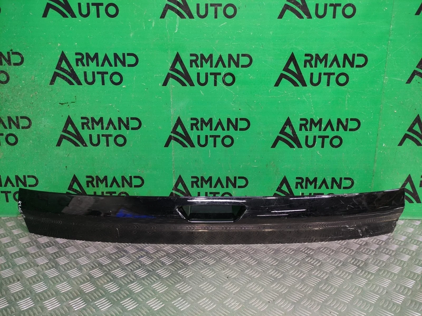 Накладка двери багажника FORD KUGA 2012-2019 2179754 2 CBS
