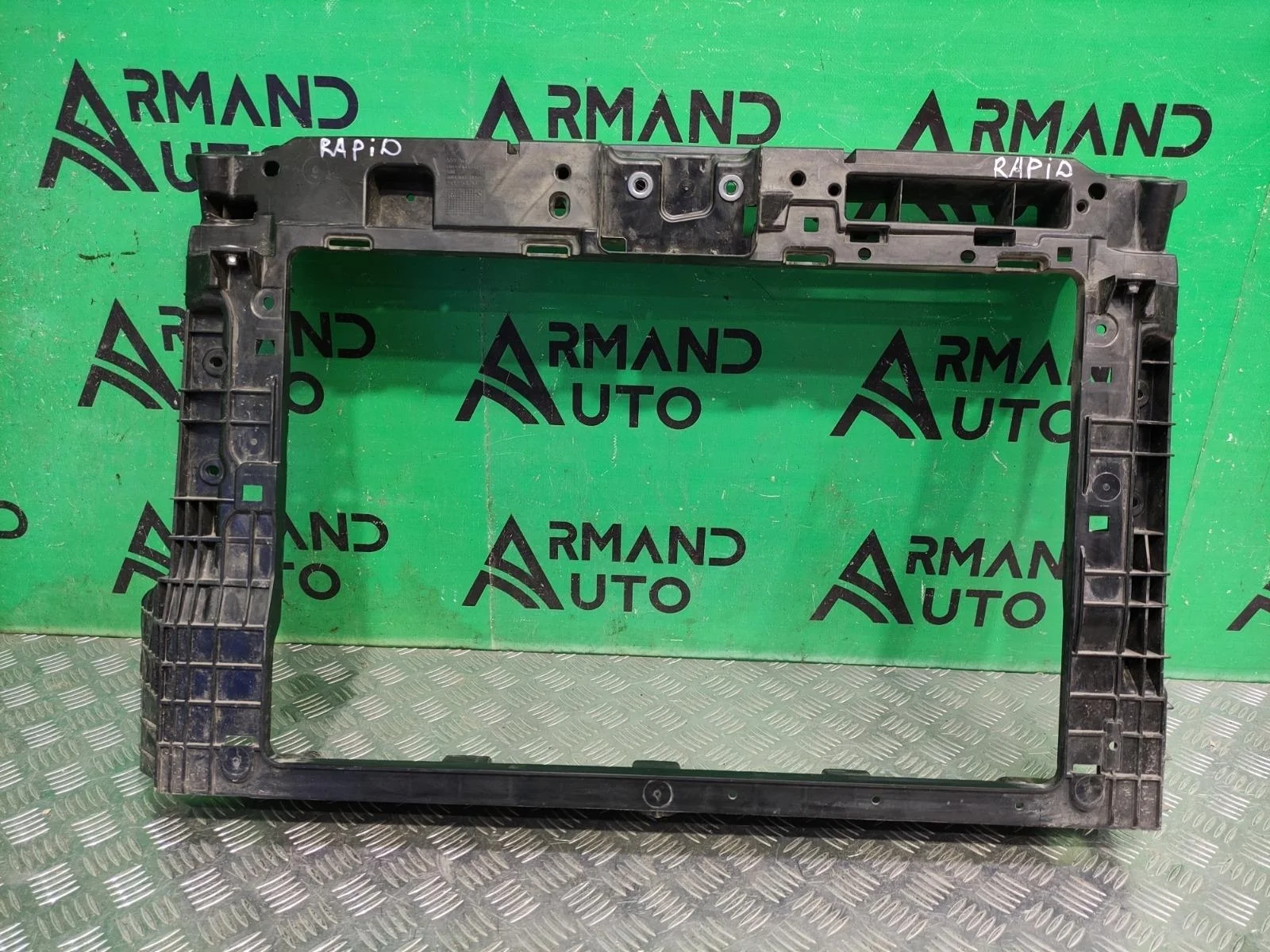 Панель передняя (суппорт радиатора) SKODA RAPID 2020-2023 60U805588E 2